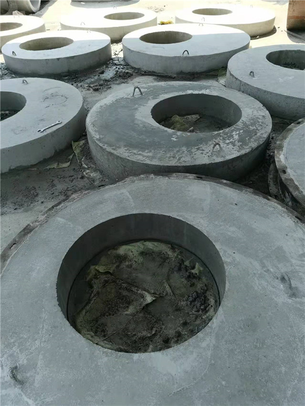 水泥檢查井